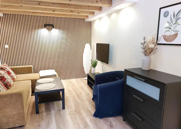 Debina Apartamenty Dla 3-4 Osob -Sloneczne Apartamenty W Debinie - Apartament Z Antresola דירה *